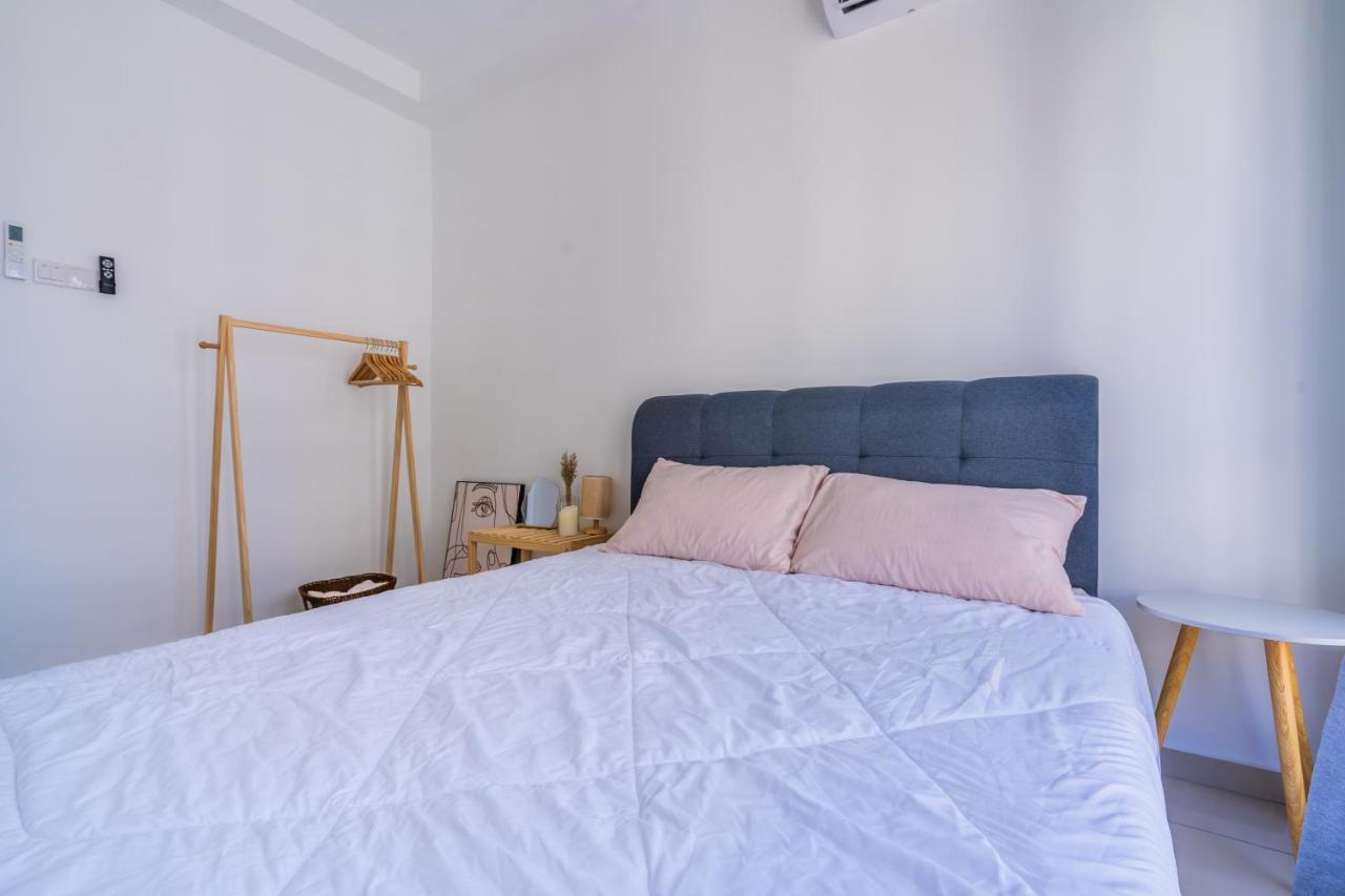 Cozy 3-bedroom With Pool 6 Pax - Semarak * Kuala Lumpur